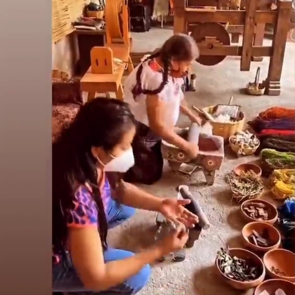 Statement lightweight earringsNatural wool organic(nature colored) - Picture 8 of 8